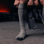 Deadlift-Socks-Grey-02 (1)