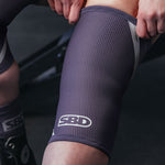 Powerlifting-Knee-Sleeves-04 (1)