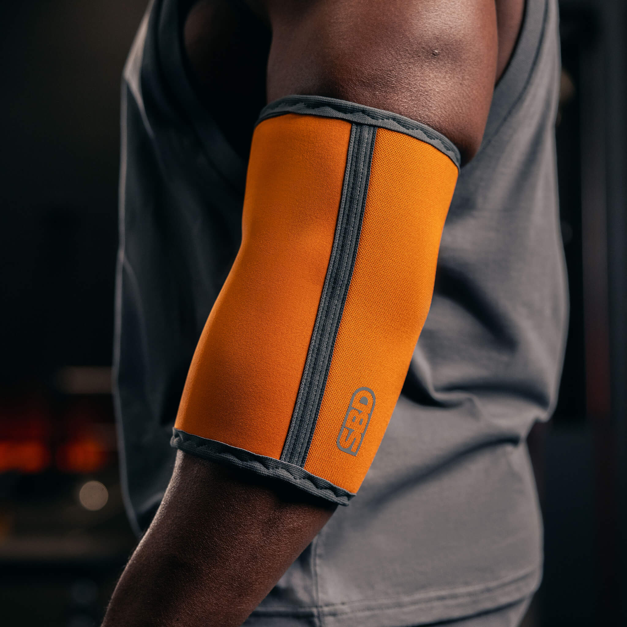 Elbow-Sleeve-Orange-05 (1)